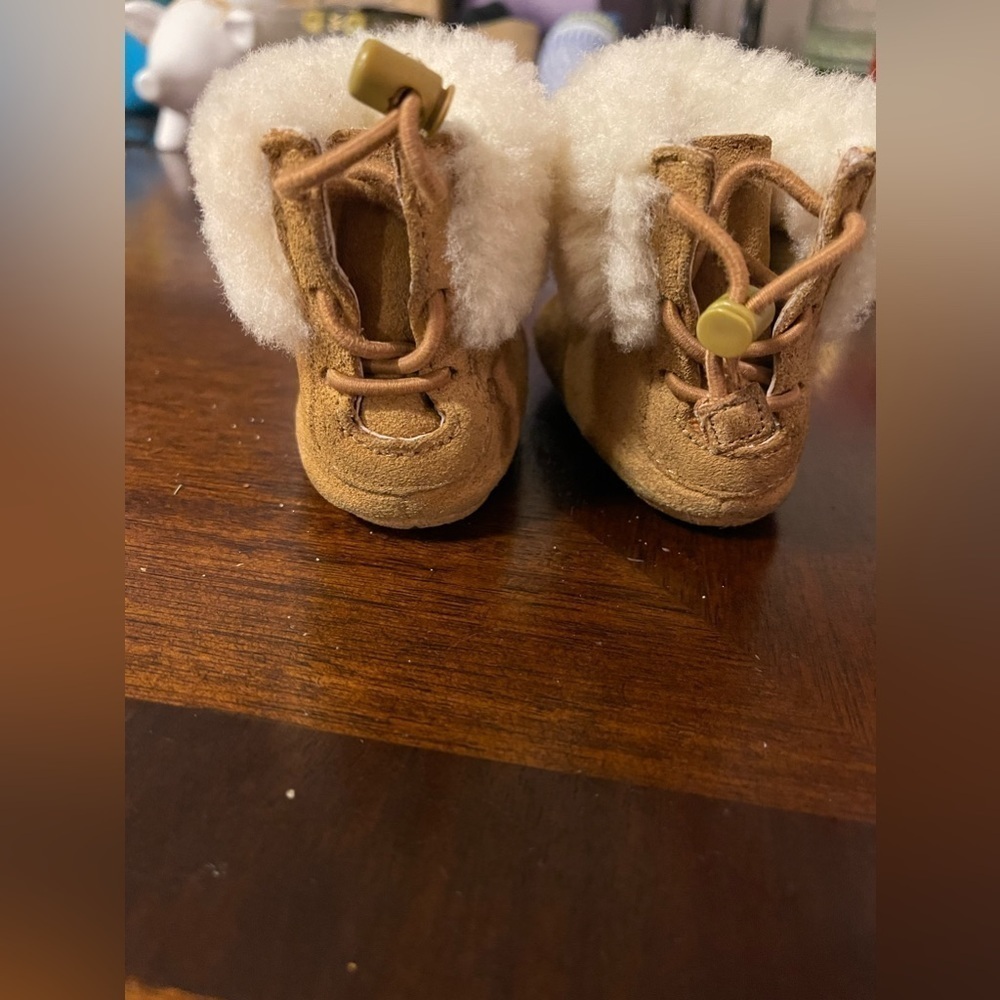 Ugg | Baby boots | unisex size 1 - Picture 6 of 7